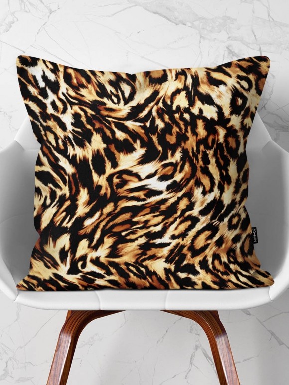 Throw Pillow Wild Nature